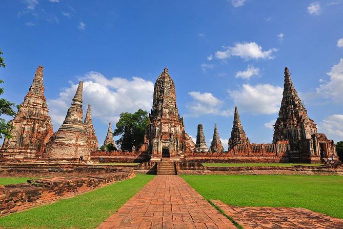 Full-Day Private Ayutthaya and Bang Pa-In Summer Palace