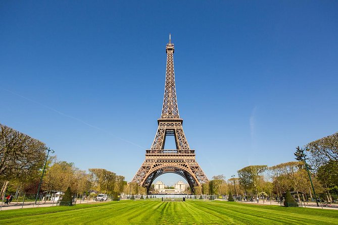 Paris Travel Guide